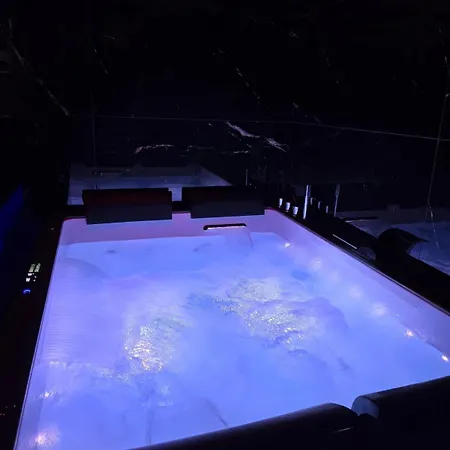 Appartement Hollywood Jacuzzi - Cinéma